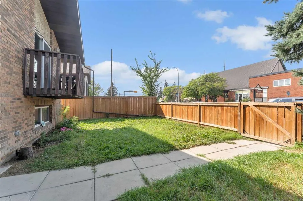 3314 Centre Street NE, #2