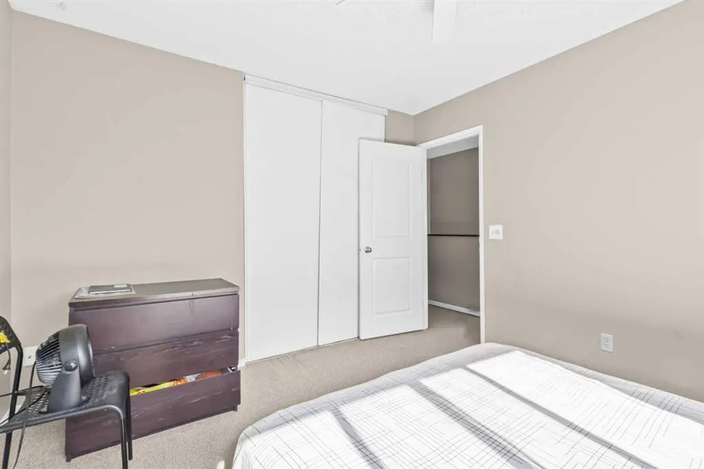 131 Templehill Drive NE, #1