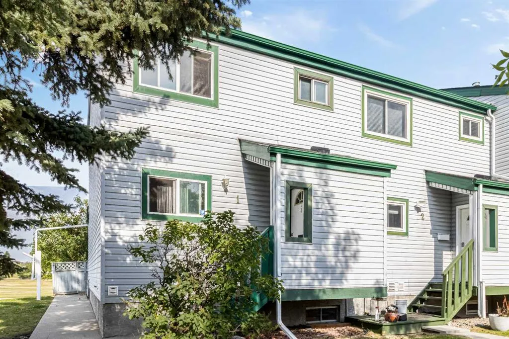 131 Templehill Drive NE, #1