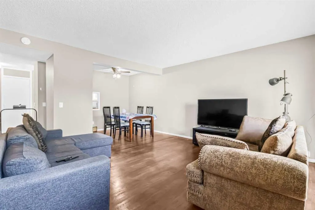 131 Templehill Drive NE, #1