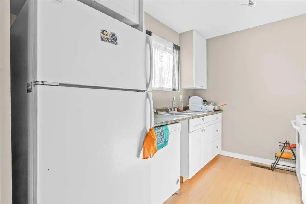 131 Templehill Drive NE, #1