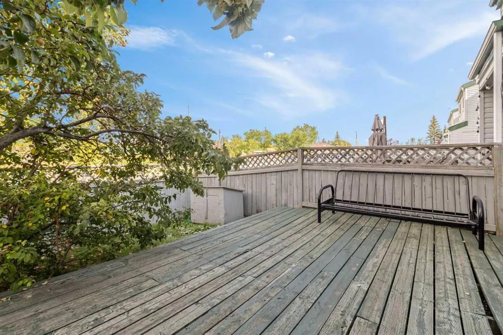 131 Templehill Drive NE, #1