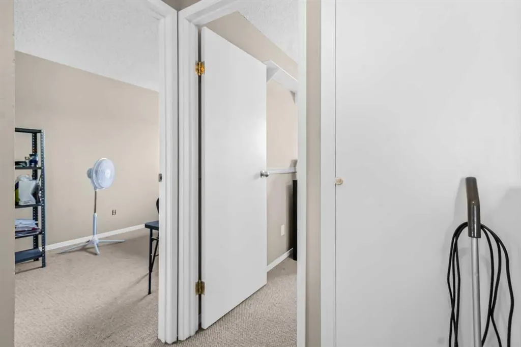 131 Templehill Drive NE, #1