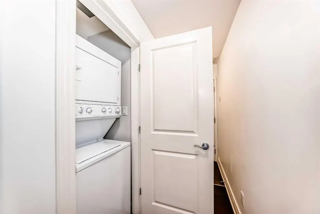55 Spruce Place SW, #1606