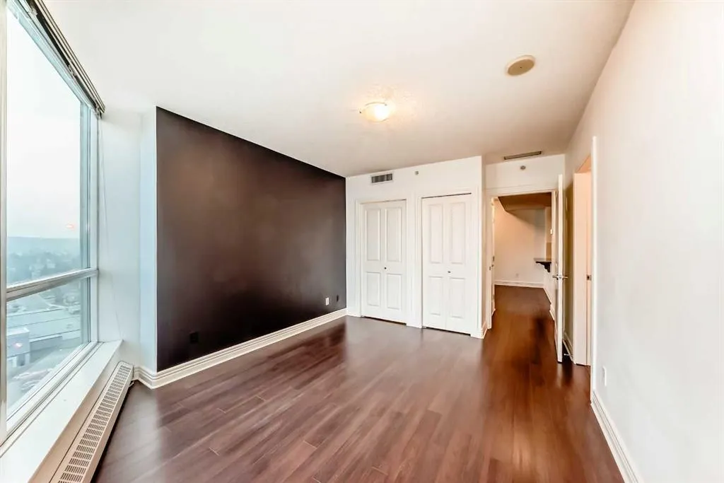 55 Spruce Place SW, #1606