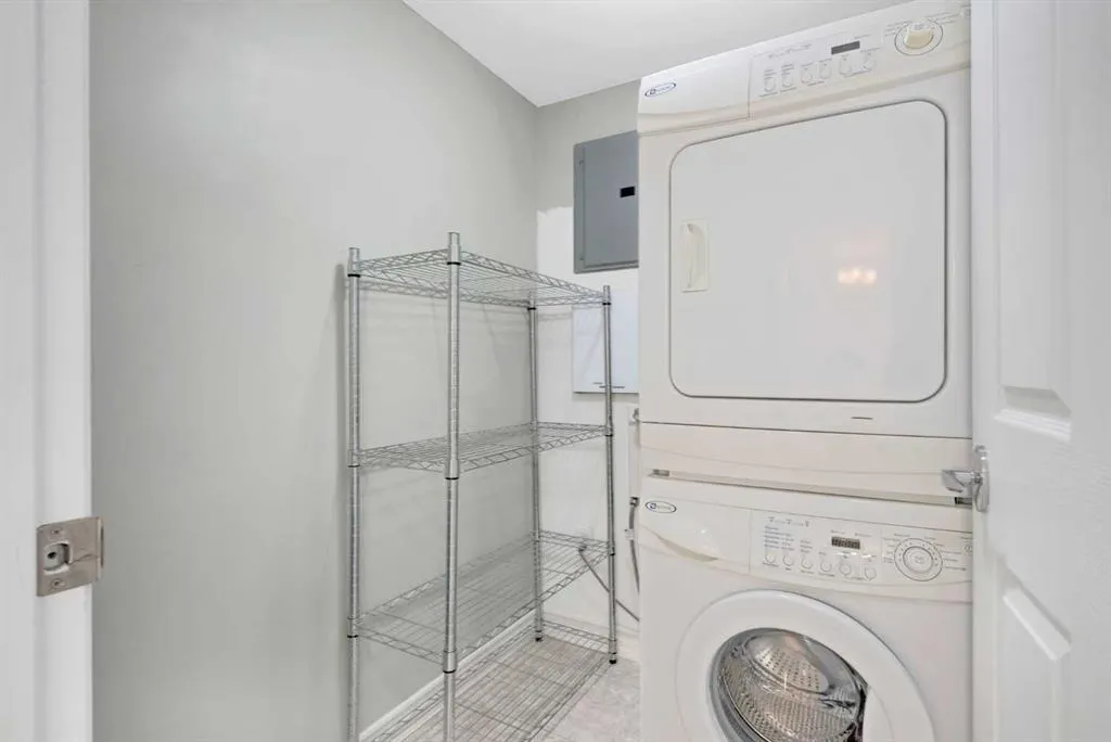 801 2 Avenue SW, #902
