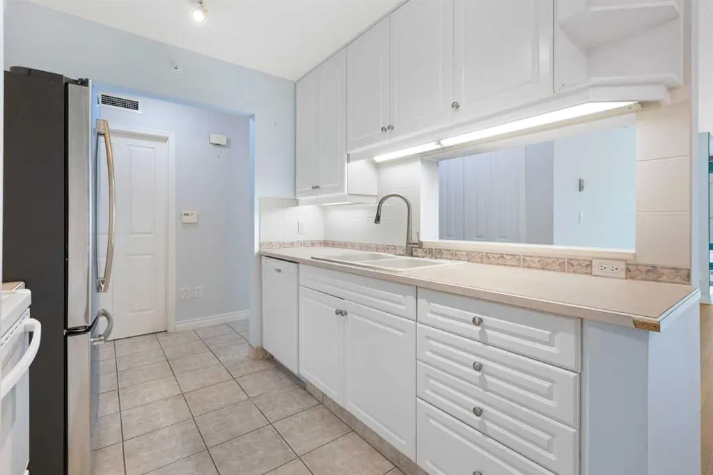 801 2 Avenue SW, #902