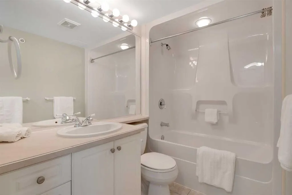 801 2 Avenue SW, #902