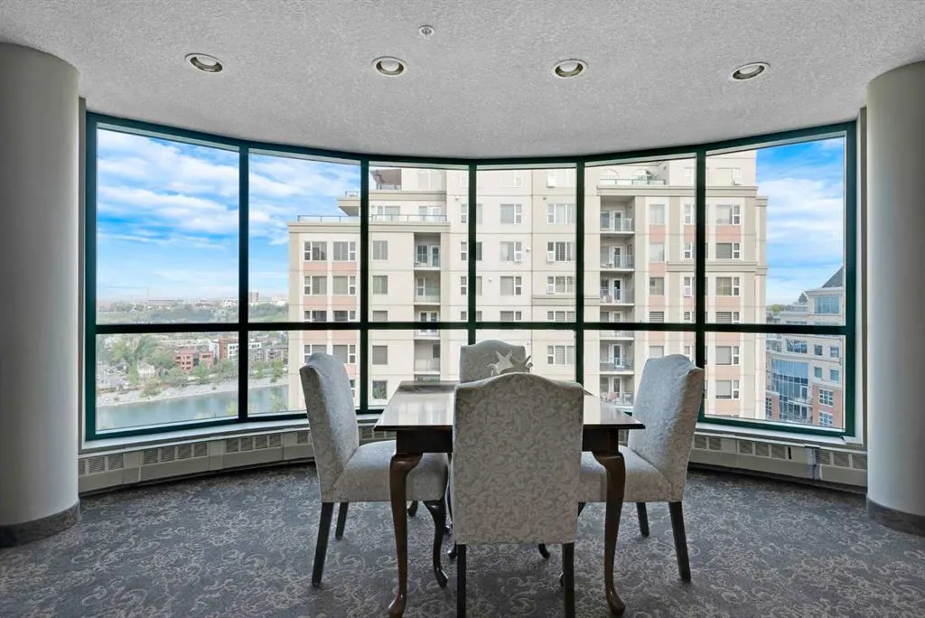 801 2 Avenue SW, #902