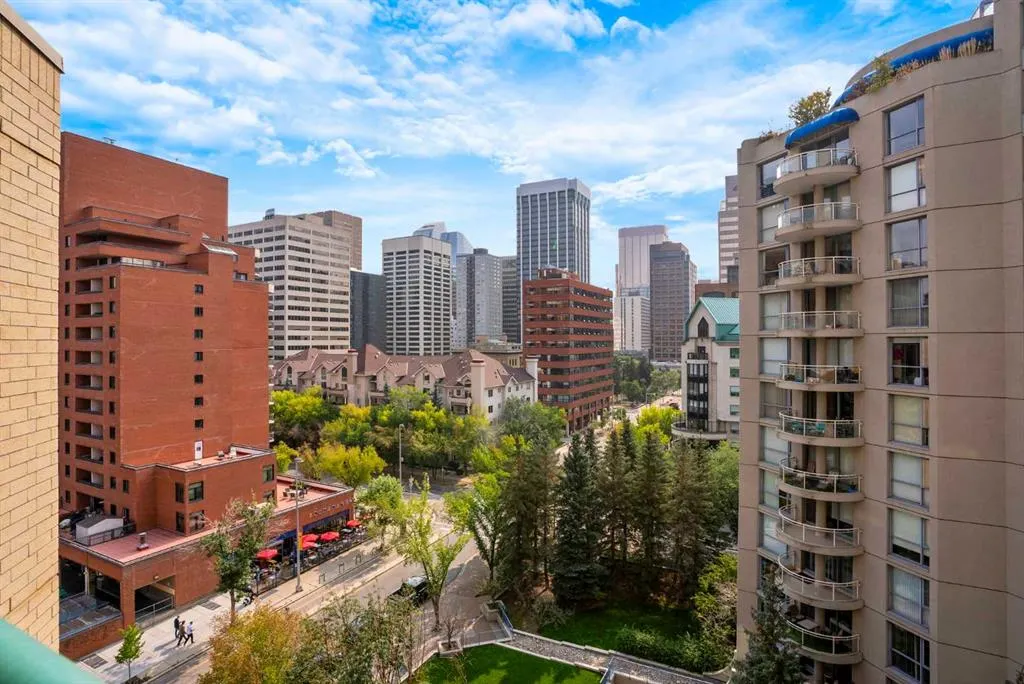801 2 Avenue SW, #902