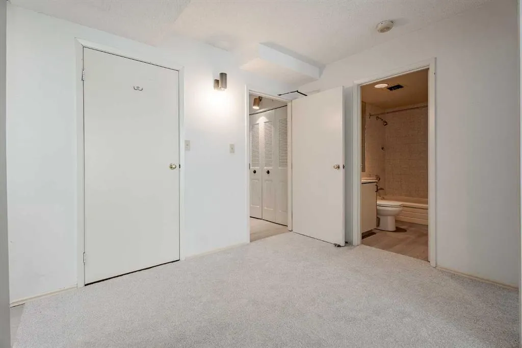 310 8 Street SW, #180