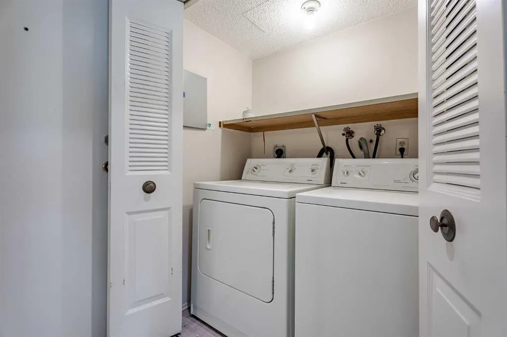 310 8 Street SW, #180