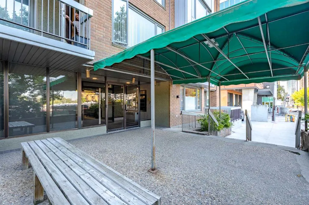 310 8 Street SW, #180