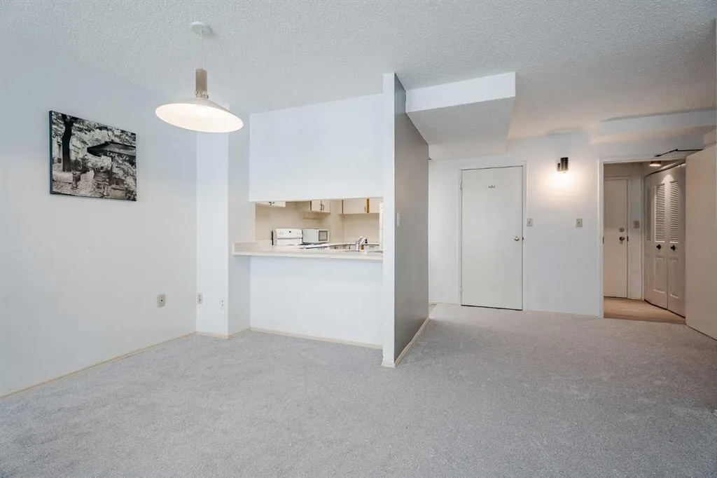 310 8 Street SW, #180