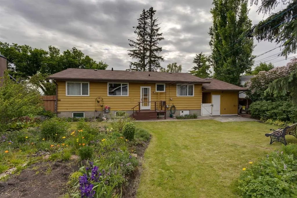 21 Wildwood Drive SW