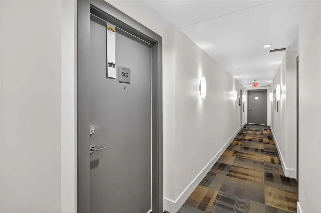 38 9 Street NE, #502