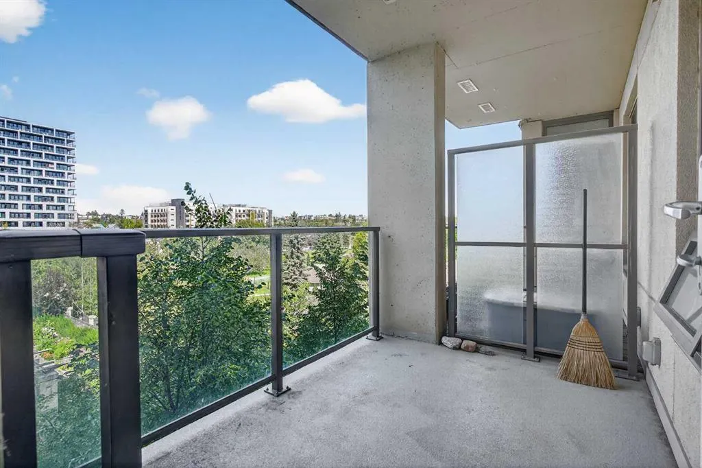 38 9 Street NE, #502