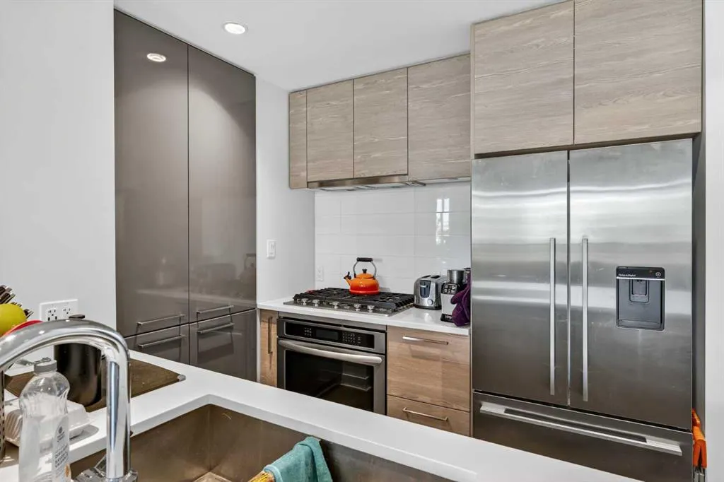 38 9 Street NE, #502