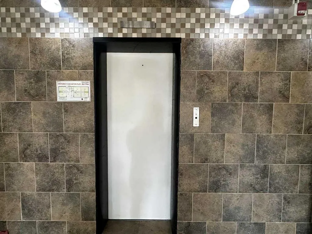 4700 55 Street, #204