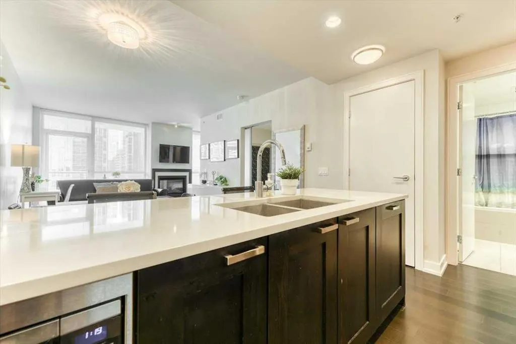 222 Riverfront Avenue SW, #1526