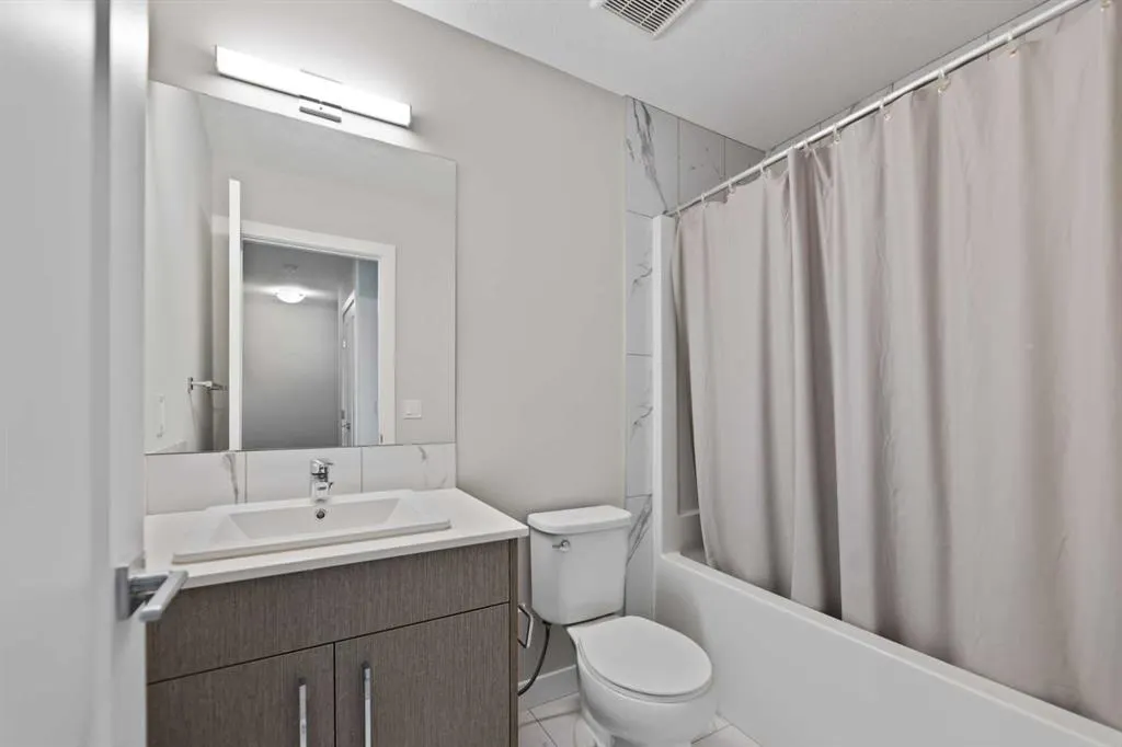 30 Cornerstone Manor NE, #410