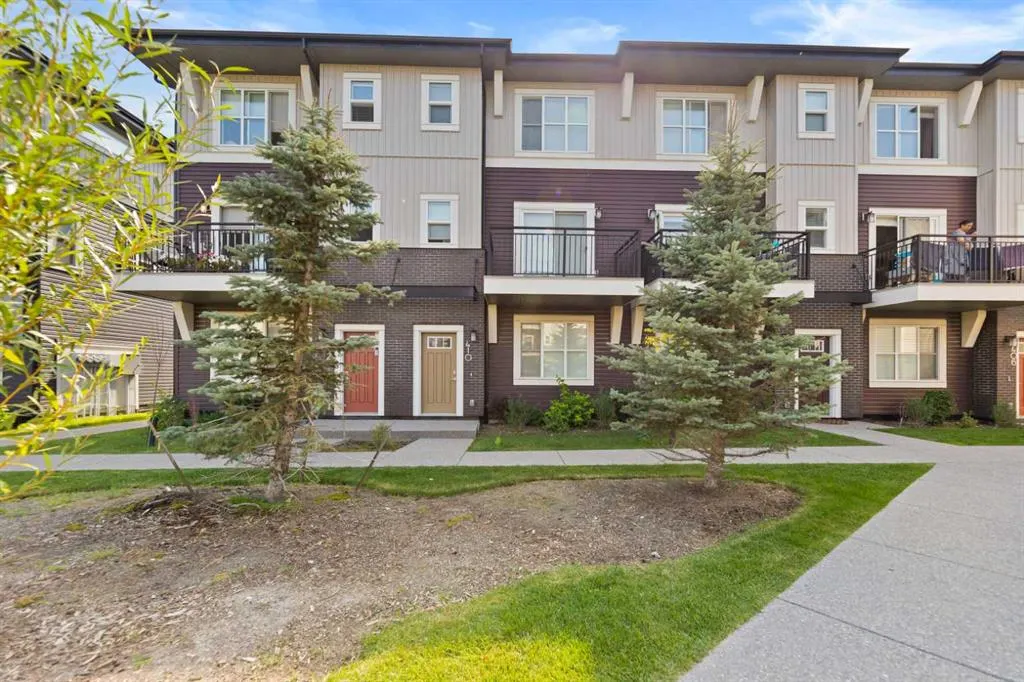 30 Cornerstone Manor NE, #410