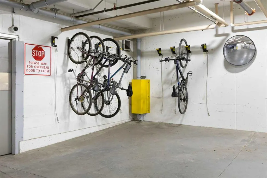10 Mahogany Mews SE, #301