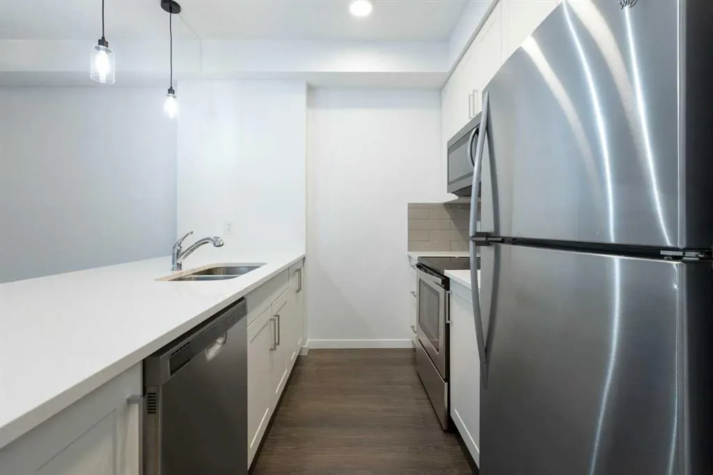 10 Mahogany Mews SE, #301