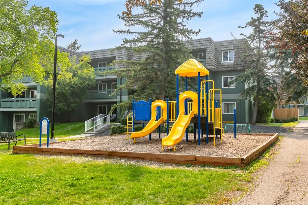 315 Southampton Drive SW, #6302