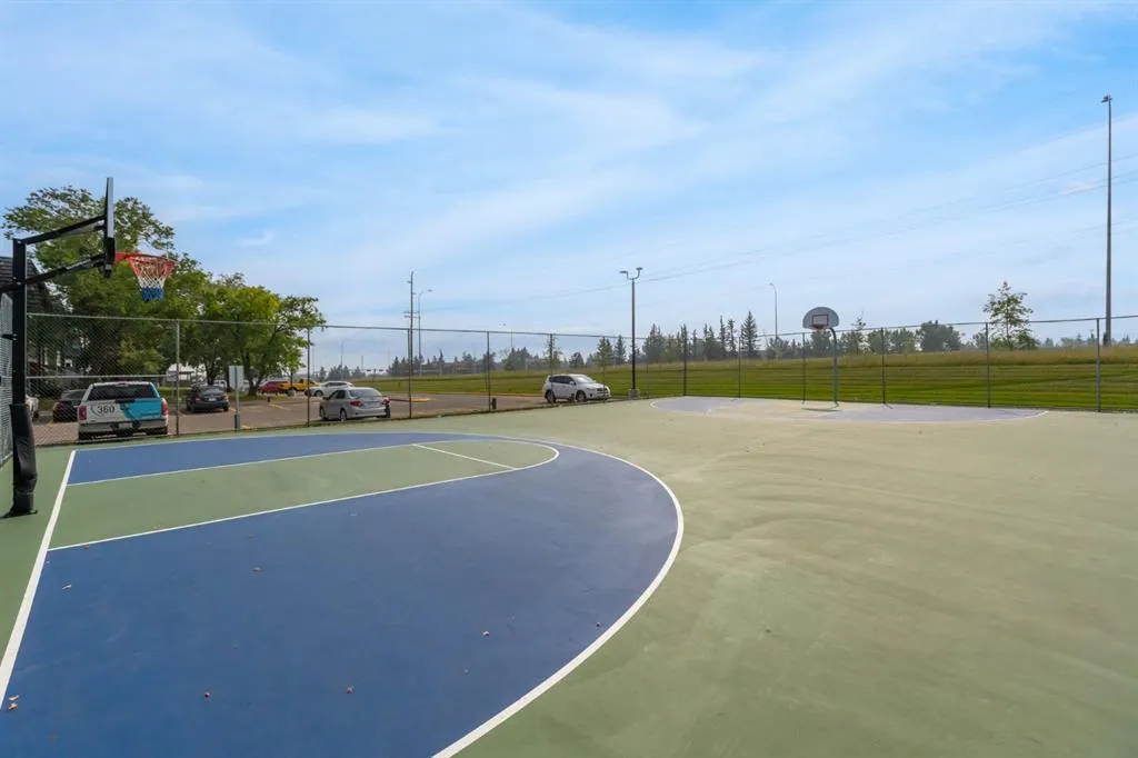 315 Southampton Drive SW, #6302