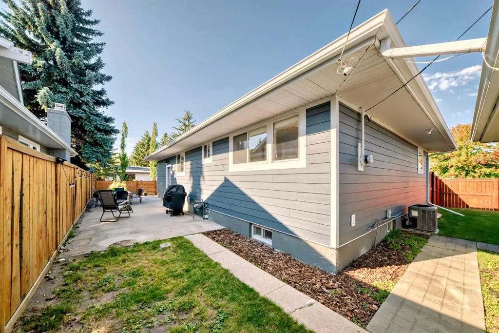10824 Maplebend Drive SE