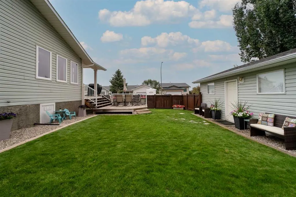 133 Mt Alderson Crescent W