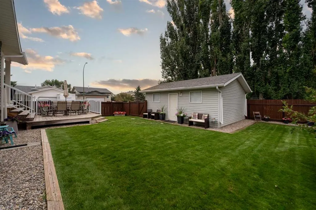133 Mt Alderson Crescent W