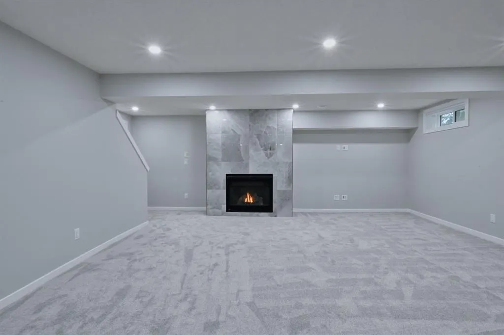 235 Canova Place SW