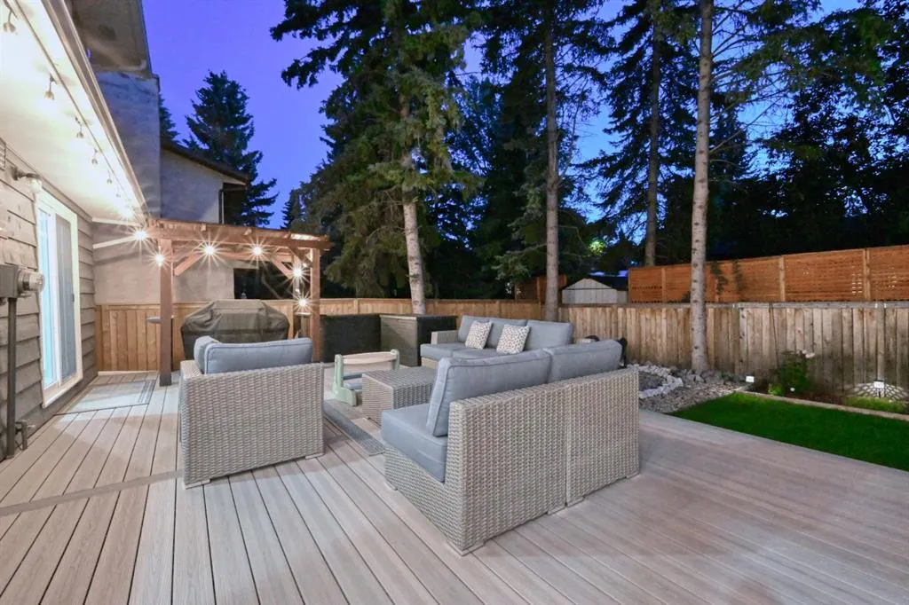 235 Canova Place SW
