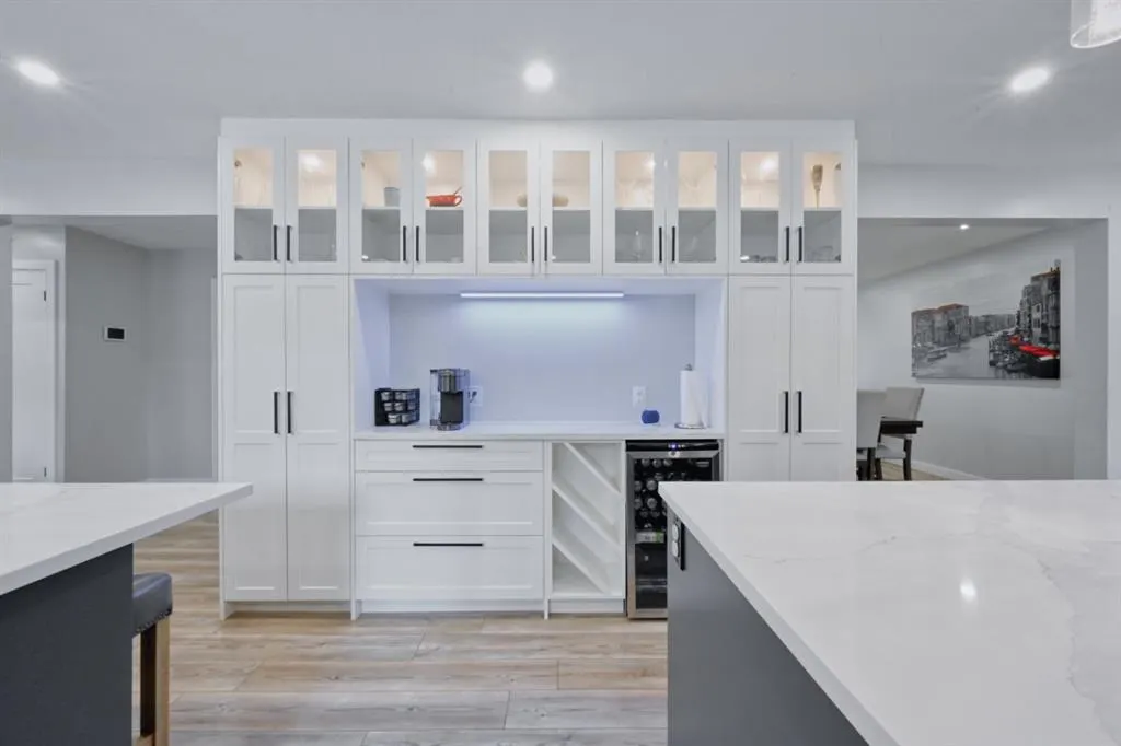 235 Canova Place SW