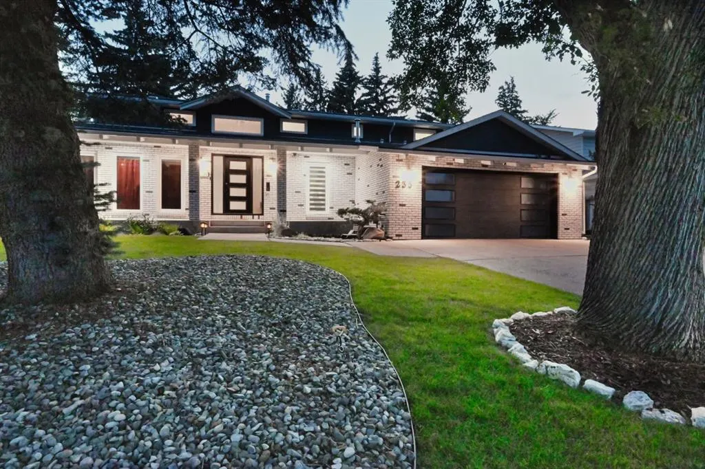 235 Canova Place SW