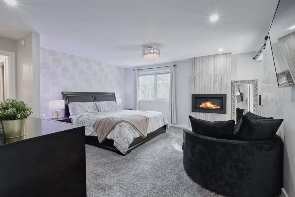 235 Canova Place SW