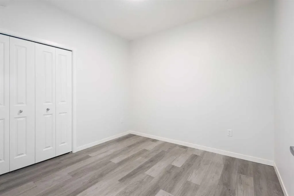 360 HEARVEST HILLS Way NE, #306