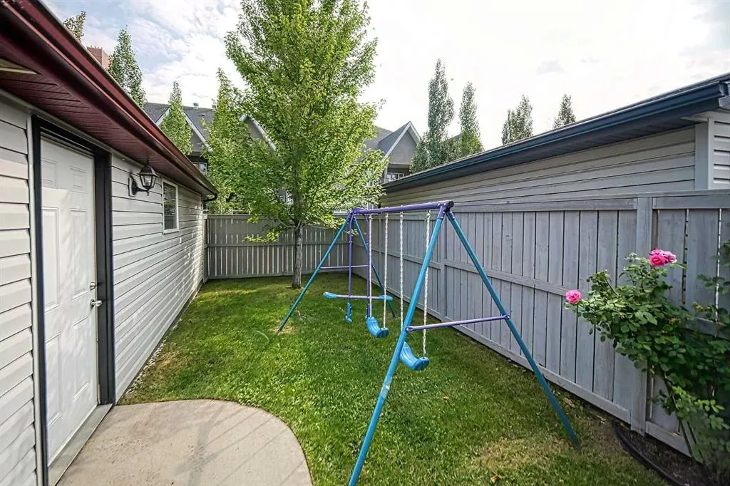 144 Eversyde Circle SW