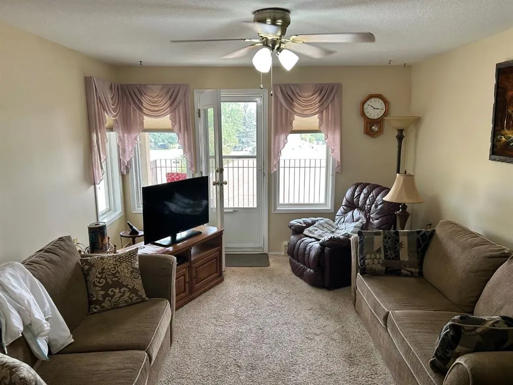 2311 19 Street, #33