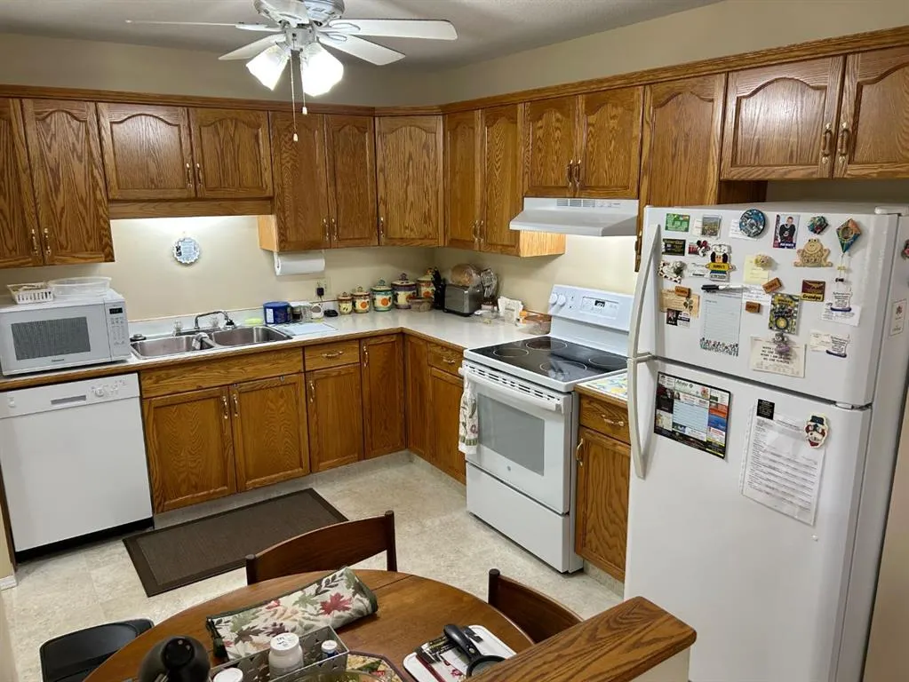 2311 19 Street, #33