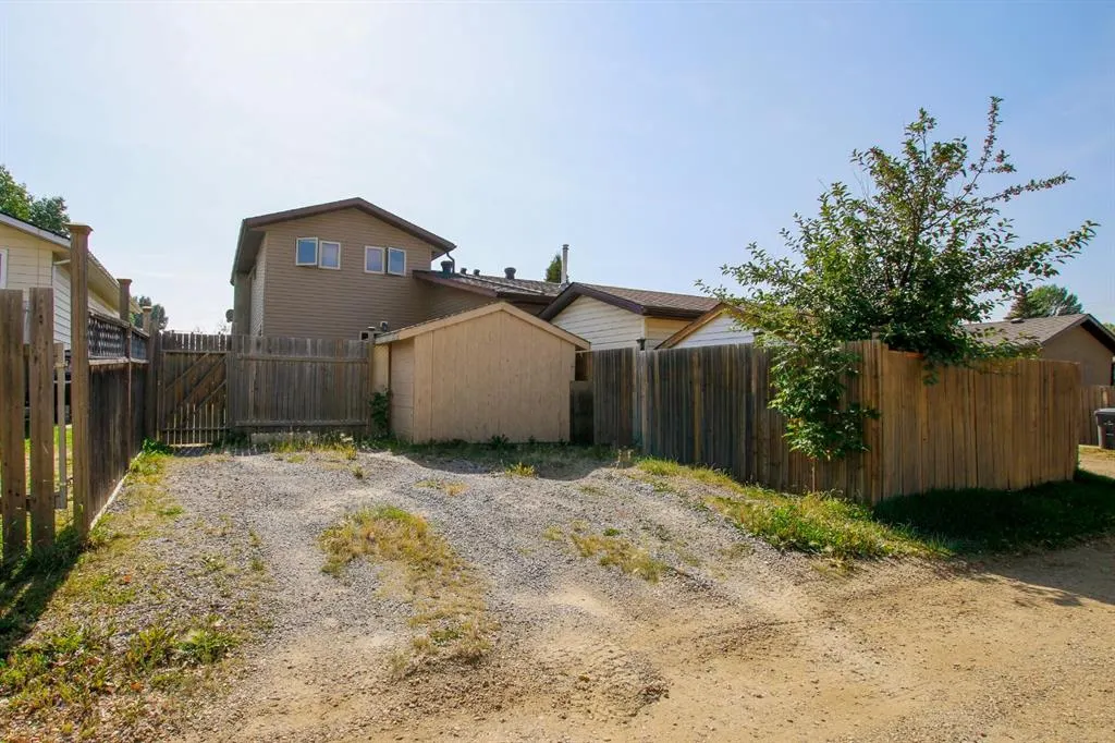 4 Haliburton Crescent