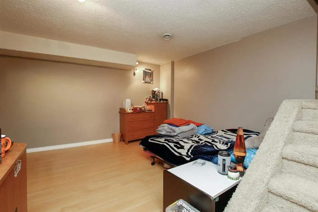 4 Haliburton Crescent