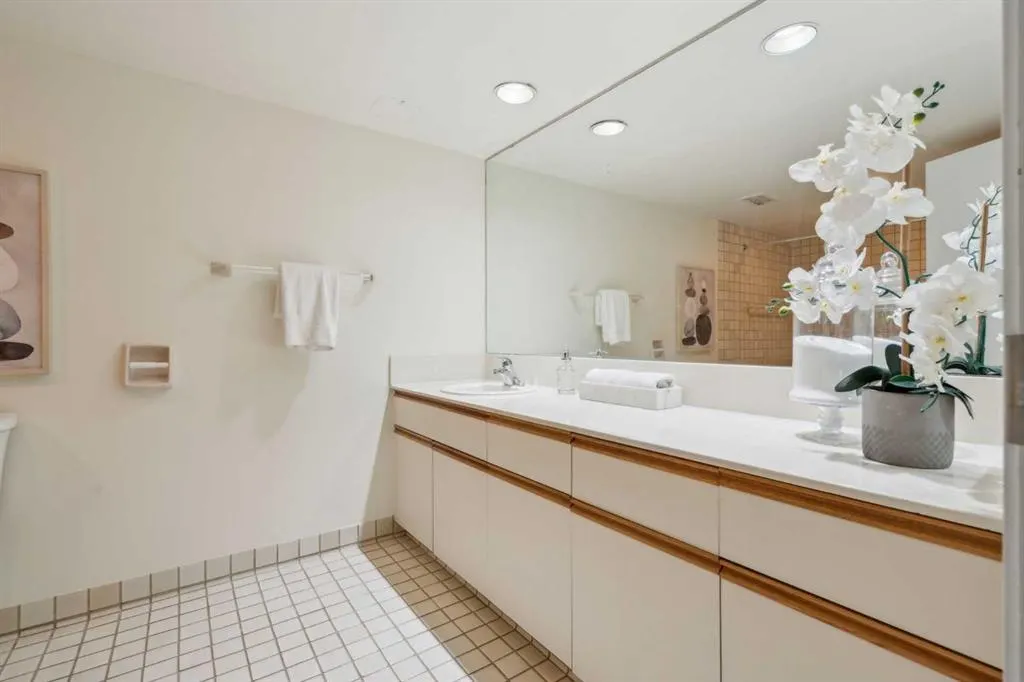 500 Eau Claire Avenue SW, #201B