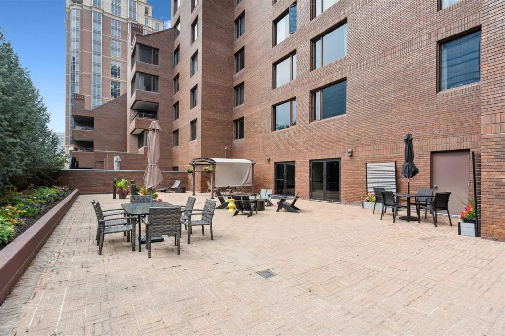 500 Eau Claire Avenue SW, #201B