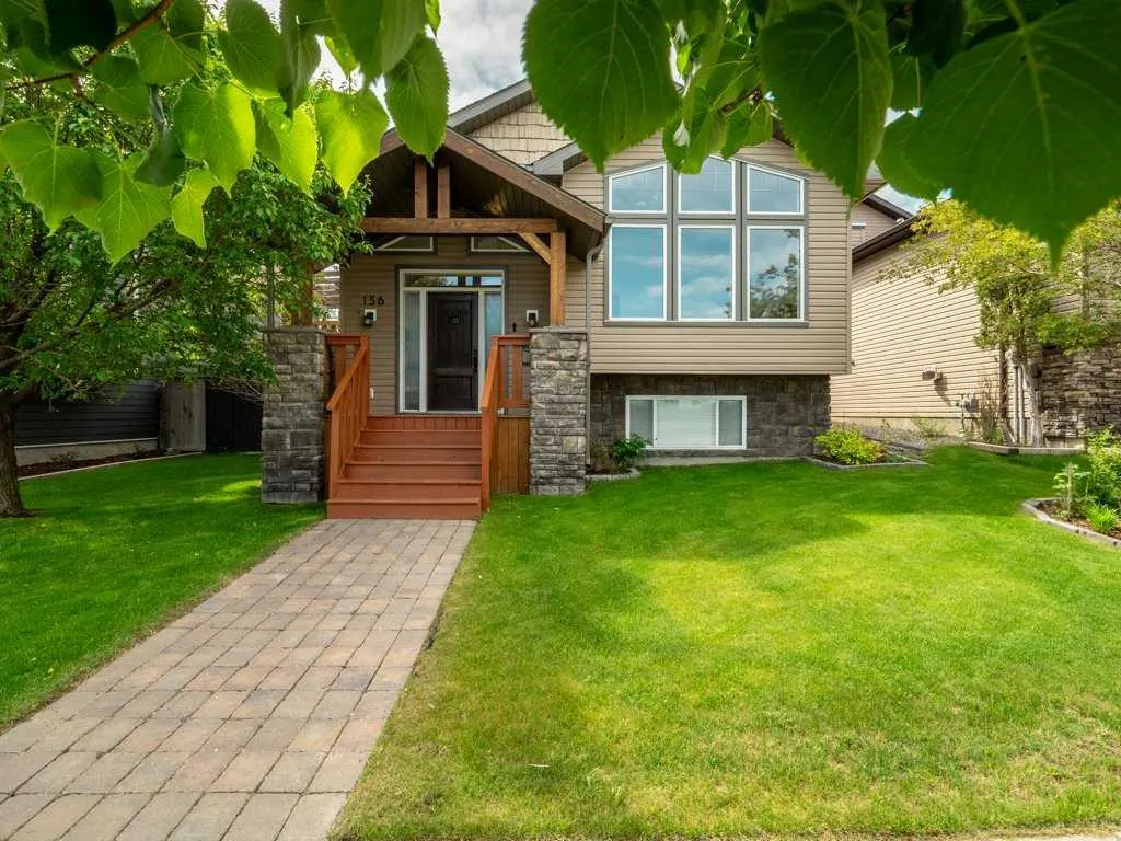156 Riverstone Boulevard W