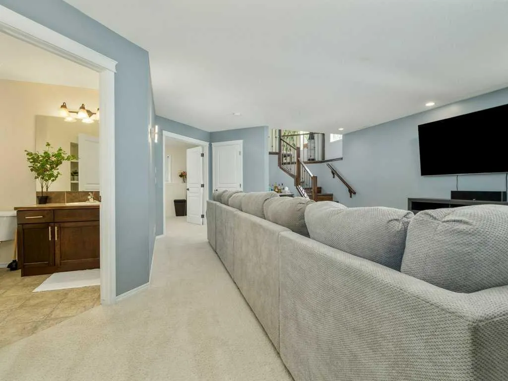 156 Riverstone Boulevard W