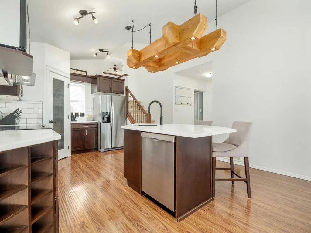 156 Riverstone Boulevard W