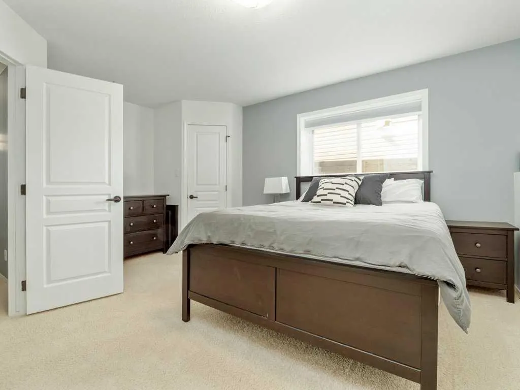 156 Riverstone Boulevard W